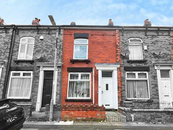 2 Bedroom Terraced House For Sale In Beatrice Road, Heaton, Bolton, BL1