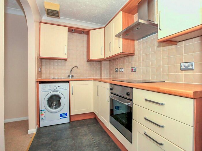 1 Bedroom Flat To Rent In Albany Walk, Peterborough, PE2