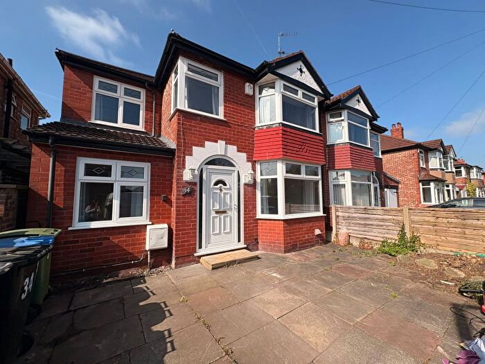 4 Bedroom Semi-Detached House To Rent In Swan Road, Altrincham, WA15