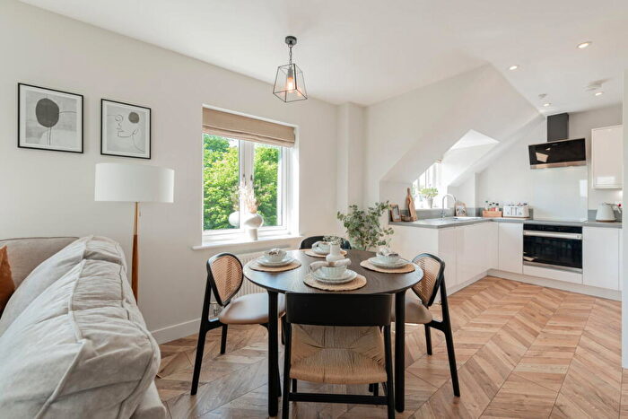 1 Bedroom Flat For Sale In Kenworthy Way, North Stoneham Park, Eastleigh, SO50