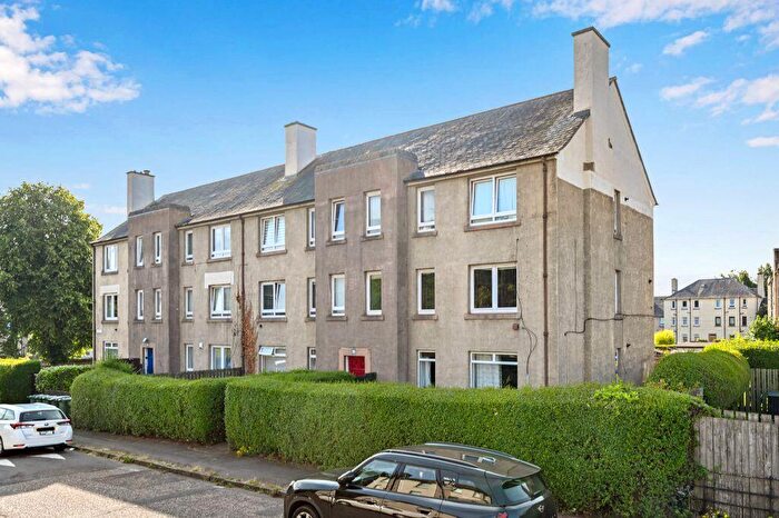 2 Bedroom Flat For Sale In / Restalrig Drive, Restalrig, Edinburgh, EH7