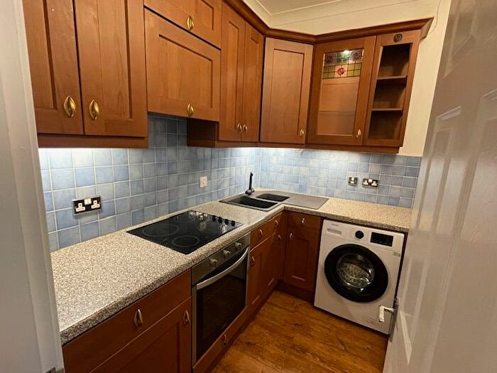 2 Bedroom Flat To Rent In Bath Street, City Centre, Glasgow, G2