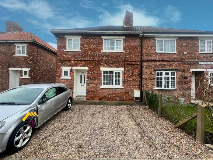 3 Bedroom Semi-Detached House To Rent In Bloomhill Close, Moorends, Doncaster, DN8