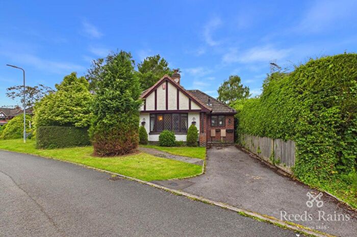 3 Bedroom Bungalow For Sale In Russell Close, Congleton, Cheshire, CW12