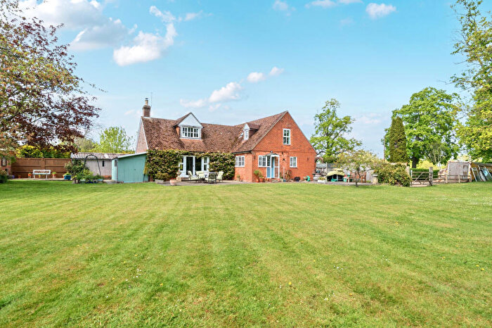 5 Bedroom Detached House For Sale In Church Road, Reading, RG7