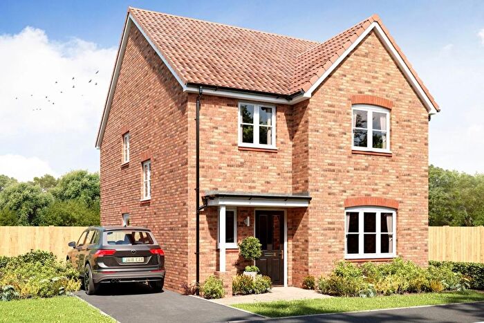 4 Bedroom Detached House For Sale In "Chiddingstone" At Leadhill Road, Chesterfield, S40