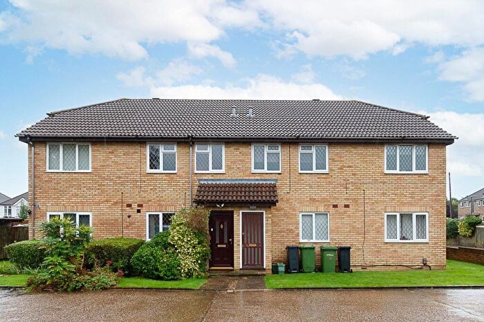 1 Bedroom Maisonette To Rent In Ardrossan Gardens, Worcester Park, Surrey, KT4