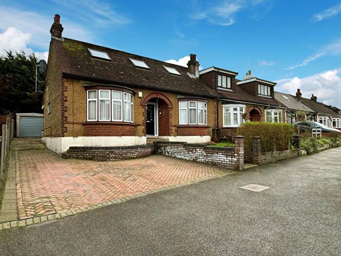 3 Bedroom Semi-Detached Bungalow For Sale In Eastcourt Lane, Gillingham, Rainham, ME8