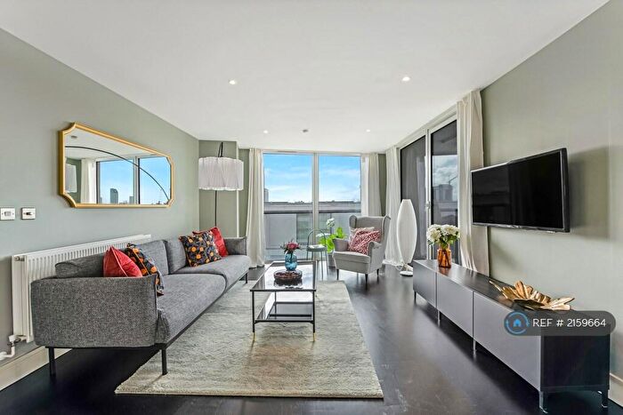 3 Bedroom Flat To Rent In Denison House, London, E14