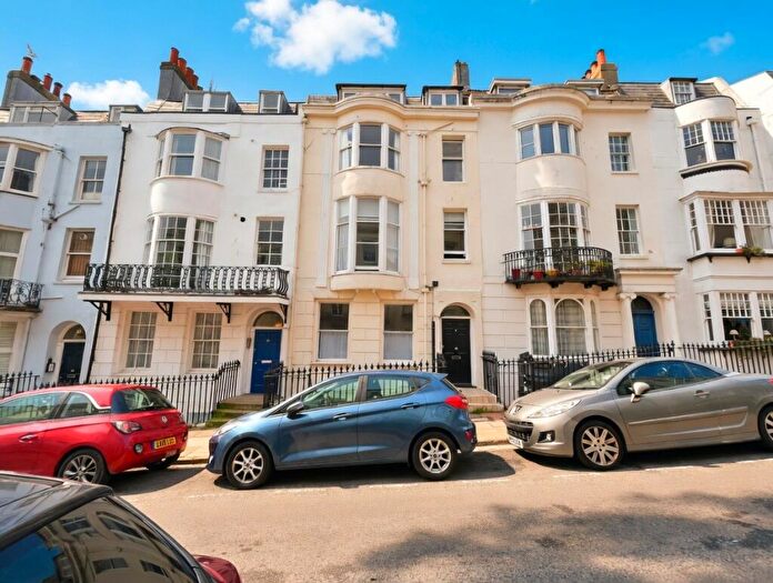 2 Bedroom Apartment To Rent In Devonshire Place, Brighton, BN2