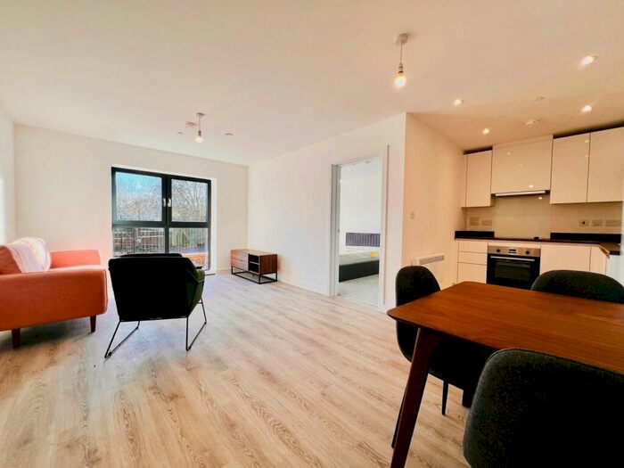 2 Bedroom Flat To Rent In Fox House, Erasmus Drive, Derby, DE1