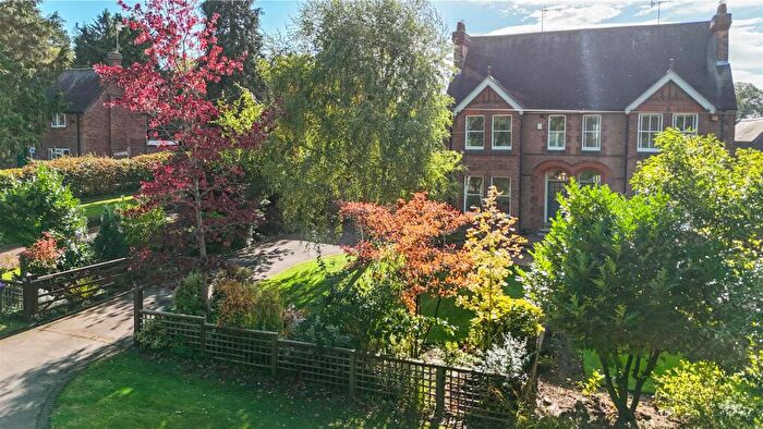 4 Bedroom Semi-Detached House For Sale In Cropwell Road, Radcliffe-On-Trent, Nottingham, NG12