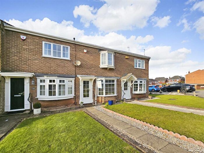 2 Bedroom Town House For Sale In Howbeck Road, Arnold, Nottingham, NG5