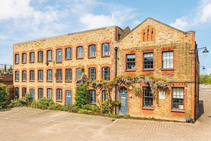 1 Bedroom Flat To Rent In Athelstan Place, Twickenham, TW2