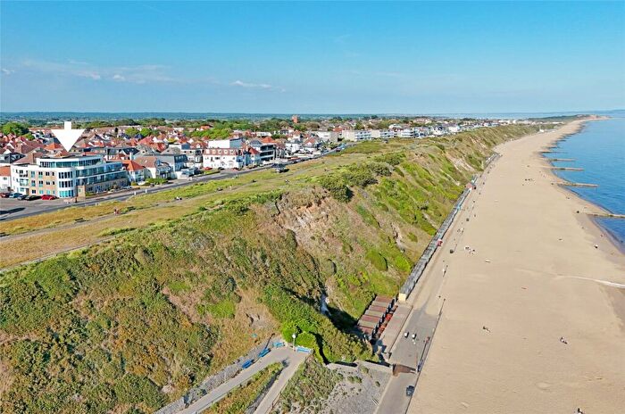 2 Bedroom Apartment For Sale In Southbourne Overcliff Drive, Bournemouth, Dorset, BH6