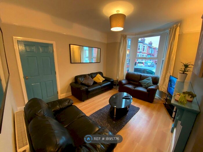 4 Bedroom Terraced House To Rent In Earlsfield Road, Liverpool, L15