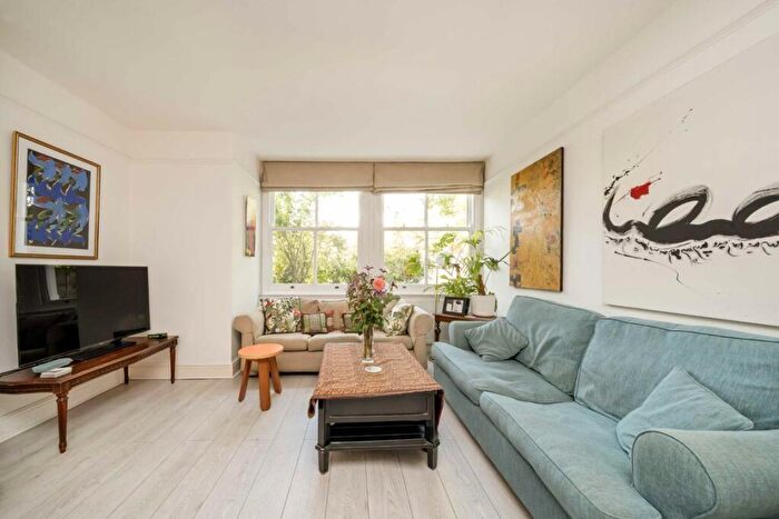 2 Bedroom Flat To Rent In Brondesbury Villas, Queens Park, NW6