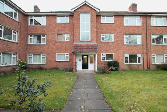 2 Bedroom Flat To Rent In Ashton Court, Moss Lane, Sale, M33