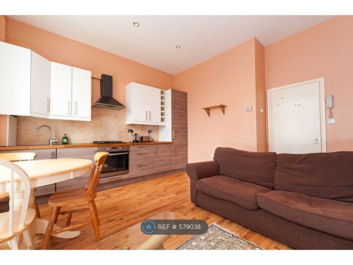2 Bedroom Flat To Rent In Mildmay Grove South, London, N1