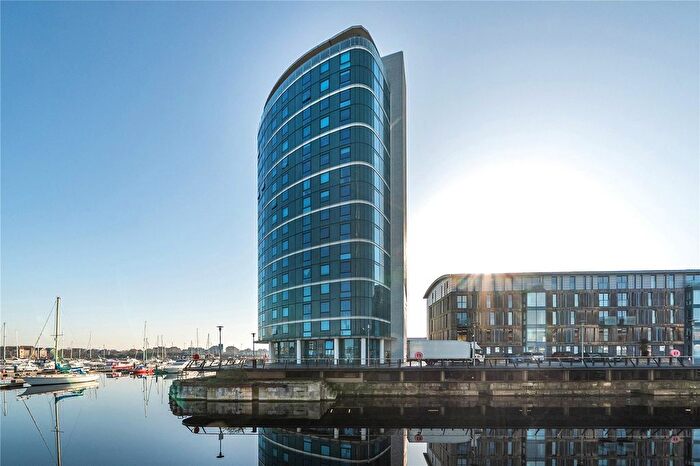 1 Bedroom Flat For Sale In Marina Point East, Dock Head Road, ME4