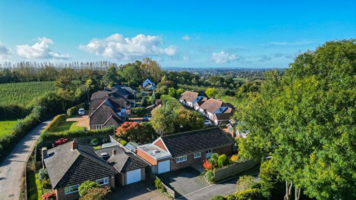 3 Bedroom Detached House For Sale In Conghurst Lane, Hawkhurst, Cranbrook, TN18