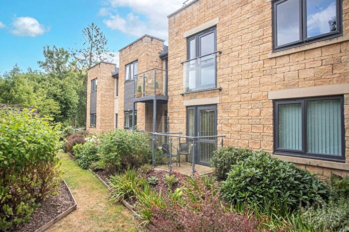 1 Bedroom Flat For Sale In William Lodge, Gloucester Road, Malmesbury, SN16