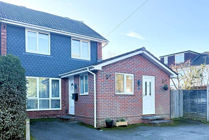 4 Bedroom End Of Terrace House For Sale In Lawson Close, Swanwick, Fareham, SO31