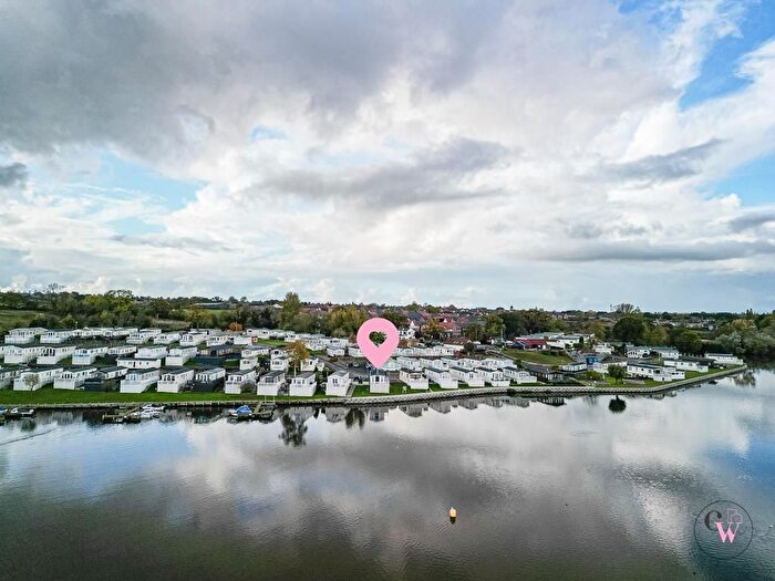 2 Bedroom Park Home For Sale In Lakeside Caravan Park, Stocks Hill, Winsford, CW7