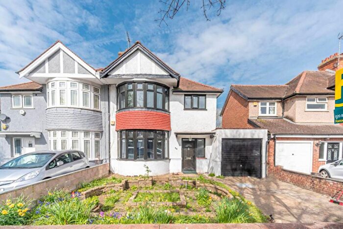 3 Bedroom Semi Detached House To Rent In Parkside Way, North Harrow, Harrow, HA2