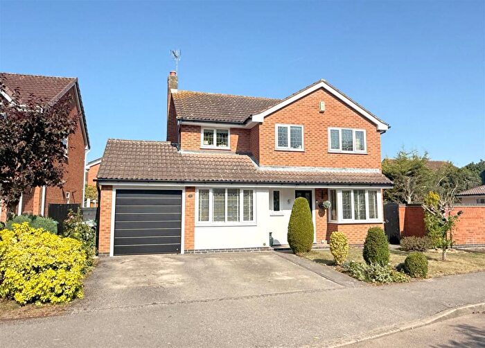 4 Bedroom Detached House For Sale In Blenheim Avenue, Lowdham, NG14