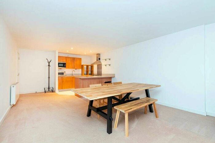 2 Bedroom Flat To Rent In Eden Grove, Holloway, N7