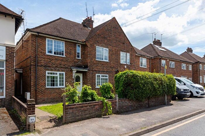 2 Bedroom Flat To Rent In St. Johns Hill, Sevenoaks, TN13