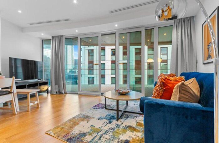 1 Bedroom Flat To Rent In Crossharbour Plaza, London, London, E14