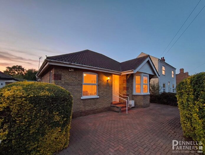3 Bedroom Detached Bungalow For Sale In Peterborough Road, Whittlesey, Peterborough, PE7