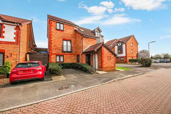 1 Bedroom Flat For Sale In Hulton Close, Waterside Park, SO19