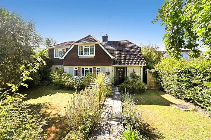 4 Bedroom Detached House For Sale In Redhill Road, Rowland's Castle, PO9