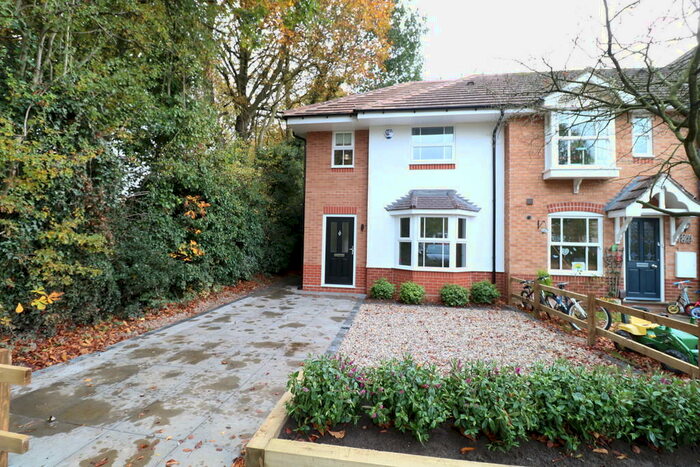 2 Bedroom End Of Terrace House To Rent In Kingsland Drive, Dorridge, B93