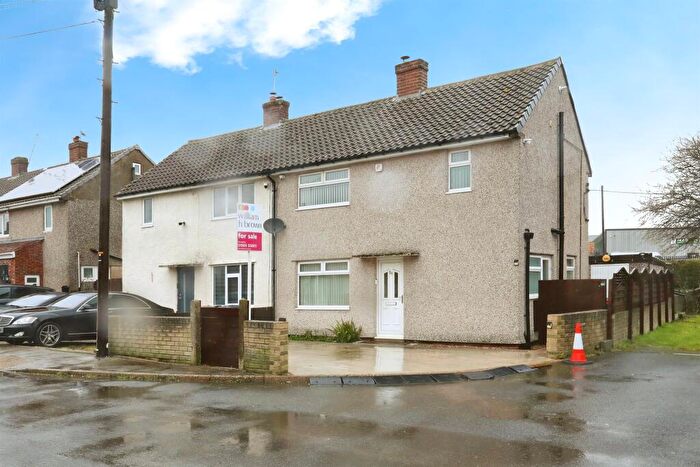 3 Bedroom Semi-Detached House For Sale In Osbert Drive, Thurcroft, Rotherham, S66