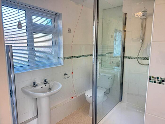 1 Bedroom Retirement Property To Rent In Shrubbs Drive, Middleton On Sea, PO22