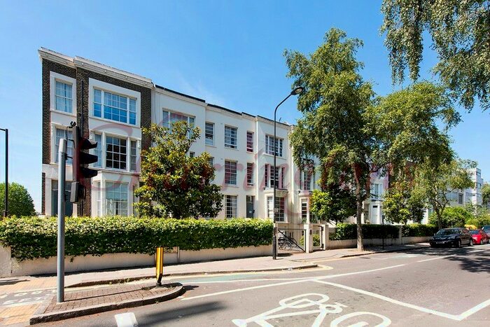 2 Bedroom Flat To Rent In Cliff Road, London, NW1