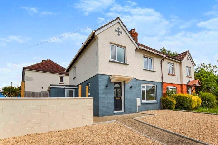 3 Bedroom Semi-Detached House To Rent In Stratford Road, Salisbury, SP1