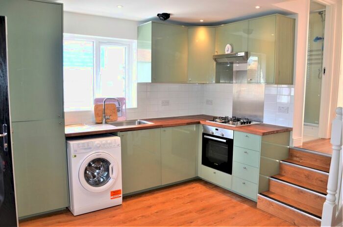 2 Bedroom Flat To Rent In Brigstock Road, Thornton Heath, CR7