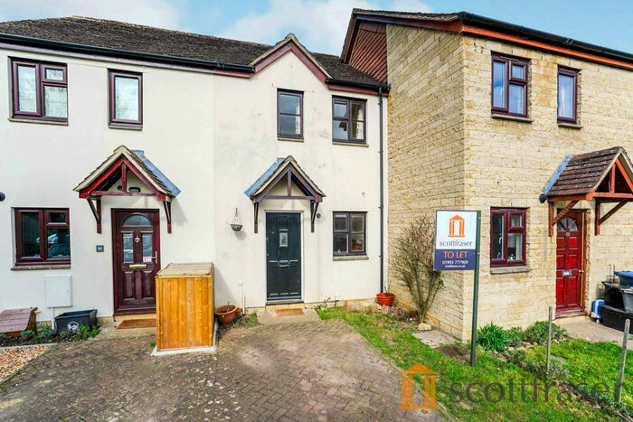 2 Bedroom Terraced House To Rent In Manor Road, Witney, OX28