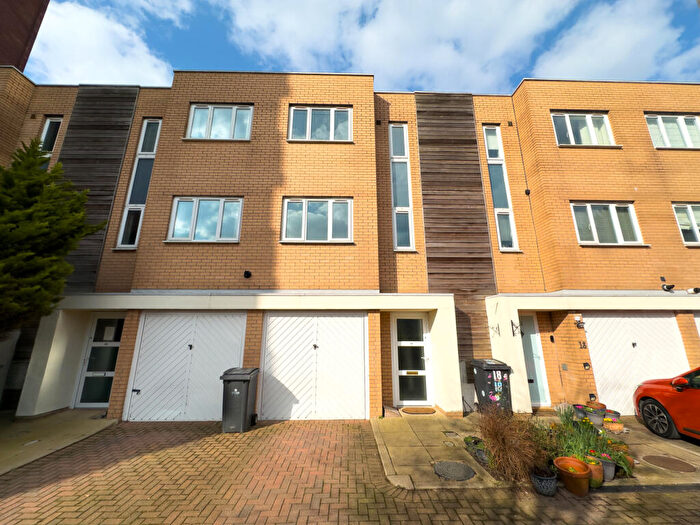 3 Bedroom Terraced House For Sale In Lakeside Rise, Blackley, Manchester, M9