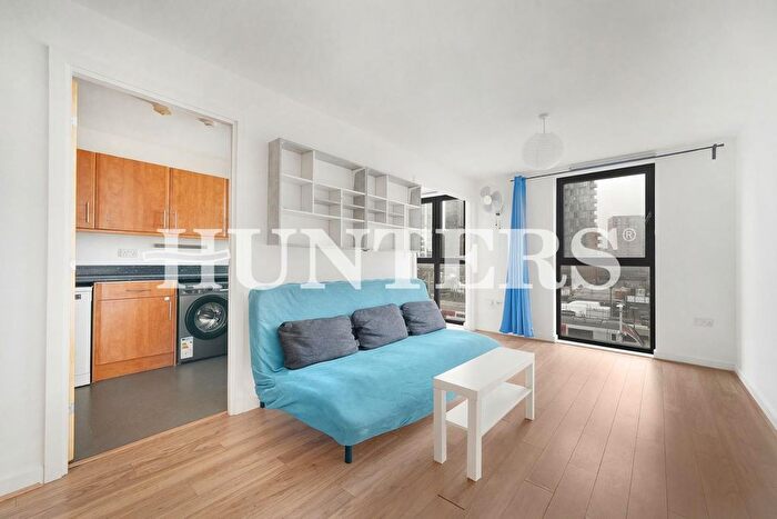 2 Bedroom Flat To Rent In Lebus Street, London, N17