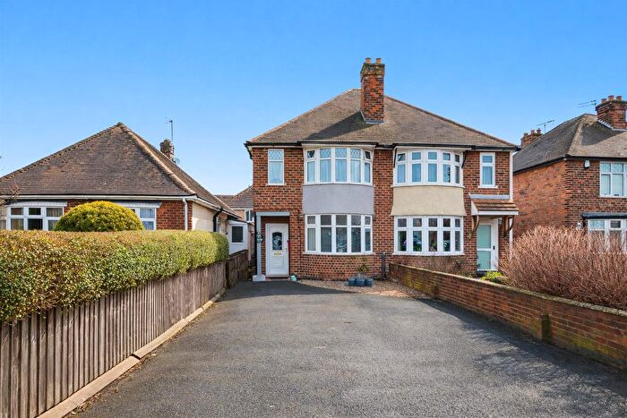 3 Bedroom Semi Detached House For Sale In Tamworth Road, Long Eaton, NG10