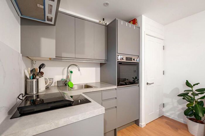 Apartment To Rent In Mill Street, Eynsham, OX29