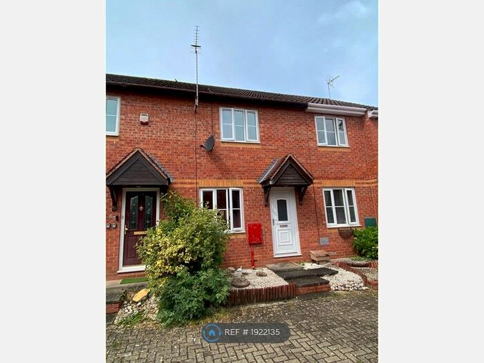 2 Bedroom Terraced House To Rent In Cressey Avenue, Shenley Brook End, Milton Keynes, MK5