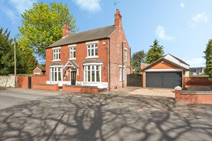 4 Bedroom Detached House For Sale In Main Street, Graizelound, Doncaster, DN9