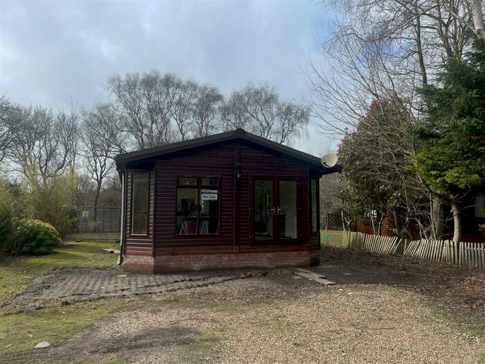 2 Bedroom Villa For Sale In Cliff House Holiday Park Minsmere Road, Dunwich, Saxmundham, IP17